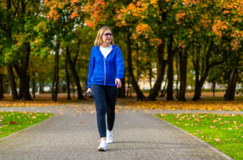 Caminhar é a forma mais simples e poderosa de exercitar o corpo—e os números comprovam